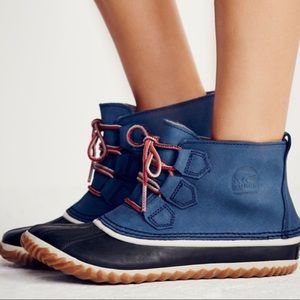 Out N About Sorel Chelsea Navy Rain Boot sz 8.5